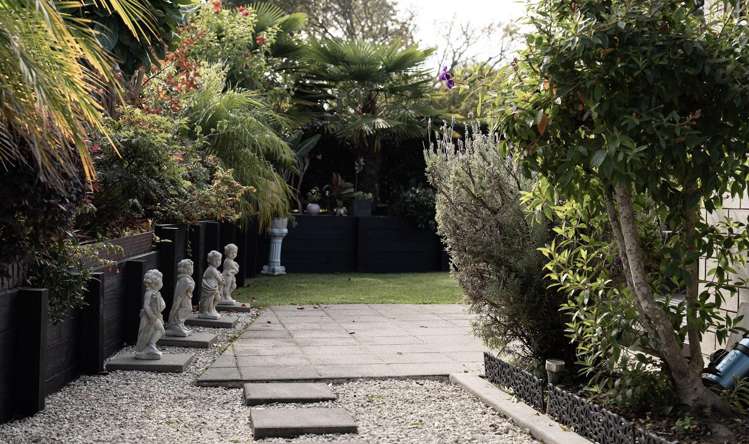 2 Ballintoy Park Drive Welcome Bay_25