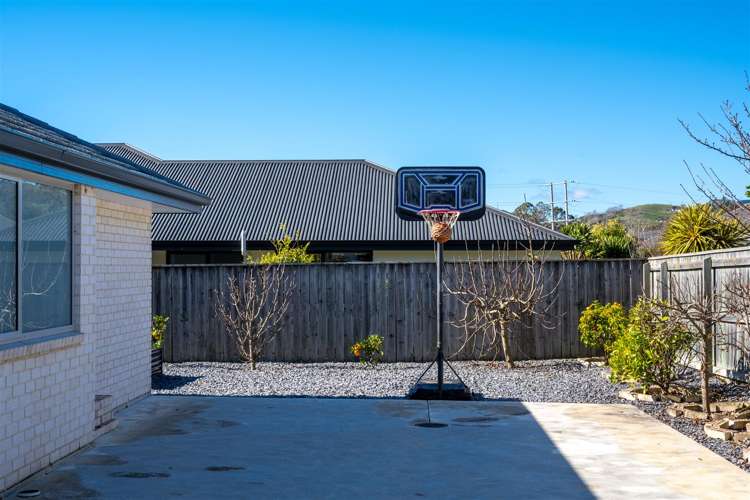 52 Daelyn Drive Richmond_11
