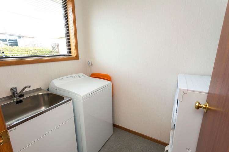 1 Estuary Crescent Fairfield_18