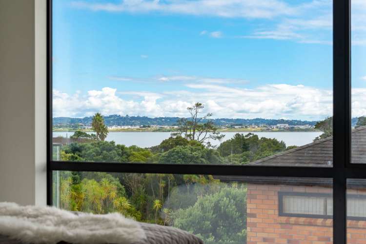 14 Matau Rise Te Atatu Peninsula_1