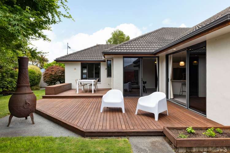 53 Barrington Drive Huntington_18