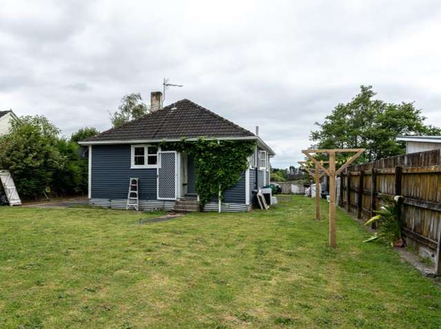 52 Waikato Esplanade 11334_2