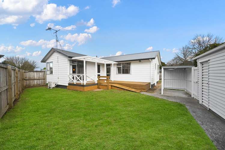63 Oakfield Crescent Pukete_8