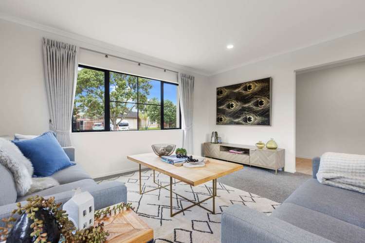 37 Croftview Road Wattle Downs_11