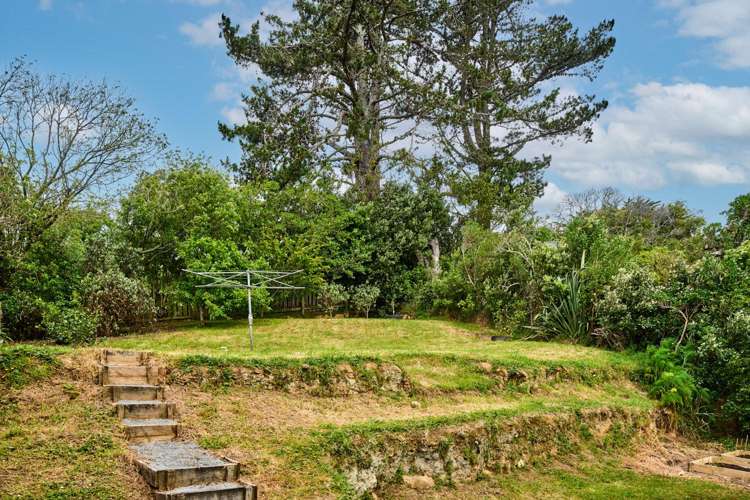 216 Sievers Grove Cannons Creek_13