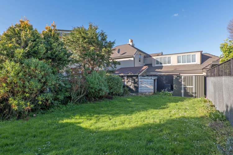 12 Ladbrokes Place Fendalton_24