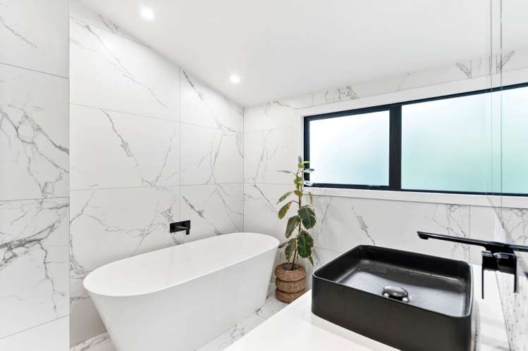 1A Cliff Road Torbay_15