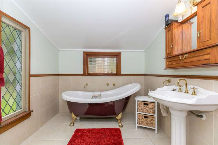 1029 Te Waitere Road Taharoa_19