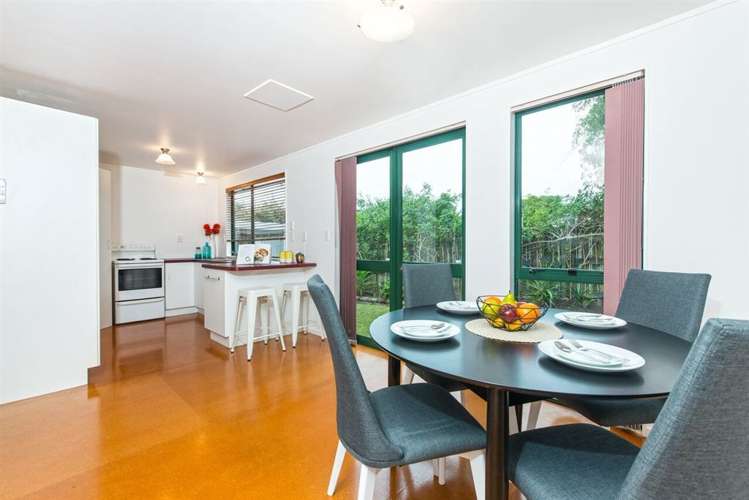 1/24 Halyard Place Te Atatu Peninsula_7