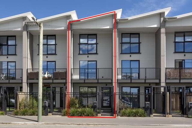 3/232 Marine Parade New Brighton_2