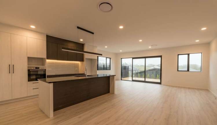 43 Parkland Loop Wainui_1