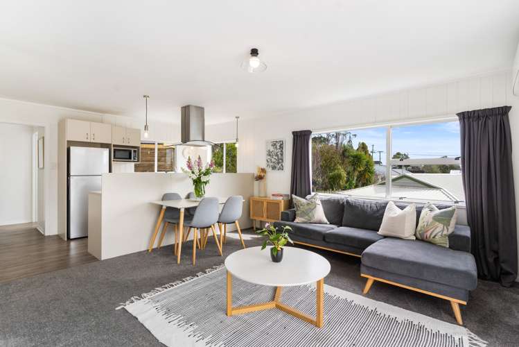15b Aeroview Drive Beach Haven_7