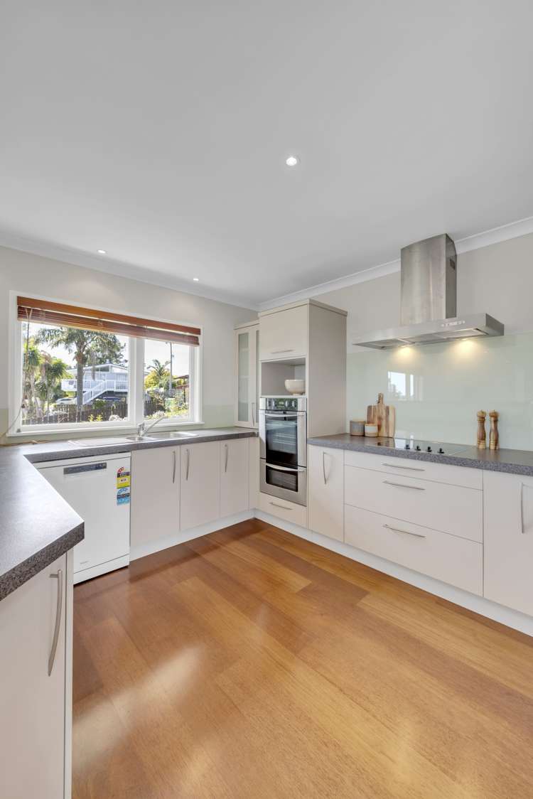 9 Cobana Place Pakuranga Heights_32