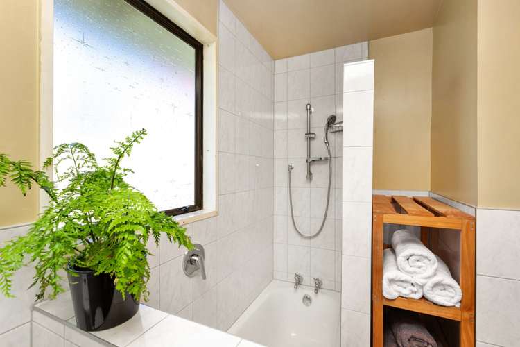 23 Wallis Street Raglan_13