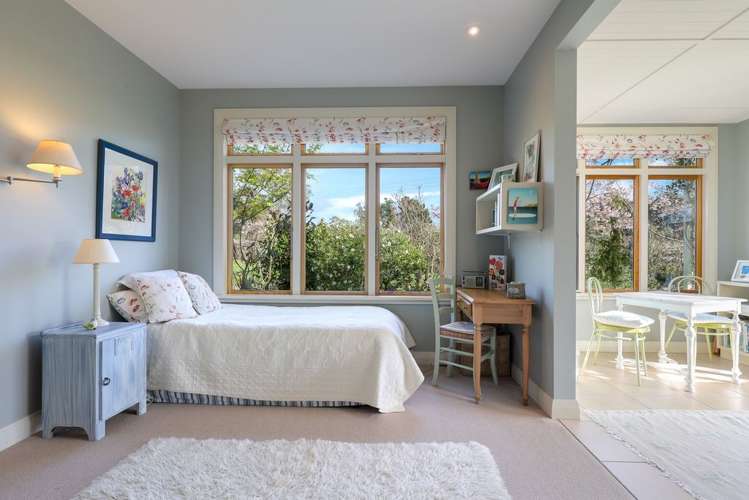 364 The Coastal Highway Redwood Valley_22