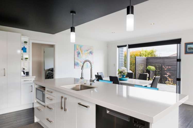 59 Liberty Grove Kelvin Grove_6