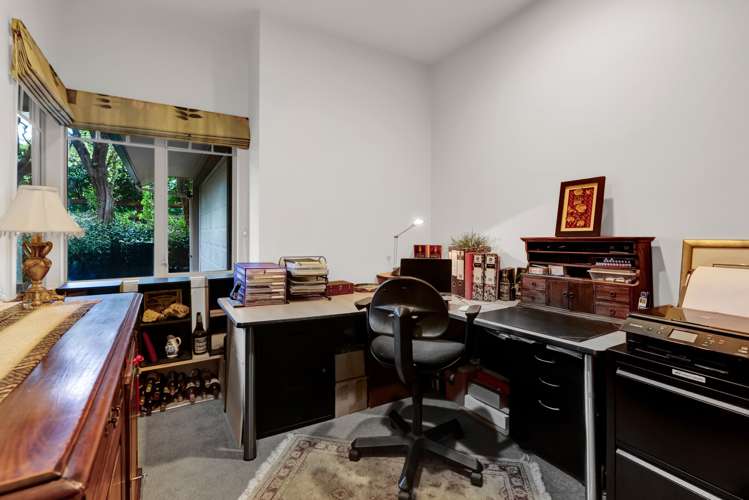 26 Shelter Grove Frankleigh Park_16