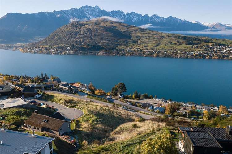 24 Saint Georges Avenue Queenstown_8
