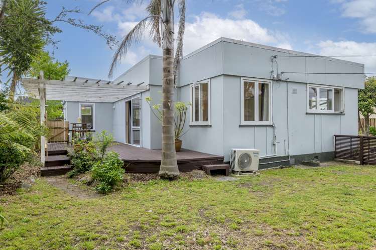3 Moa Road Raumati Beach_23