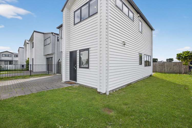 27 Arahopu Place Papakura_18