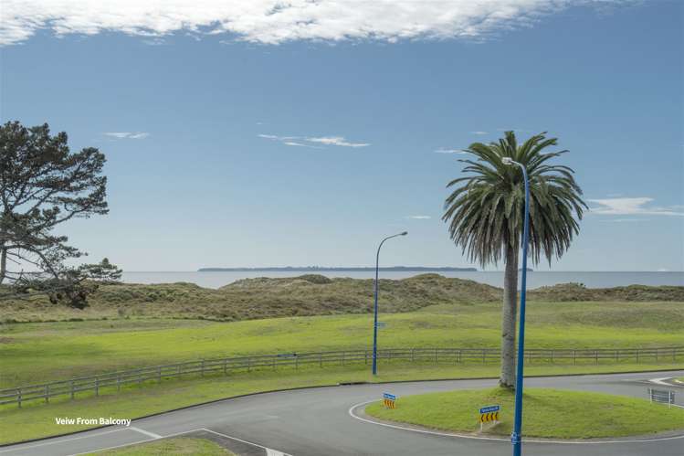 2 Palm Beach Boulevard Papamoa_12