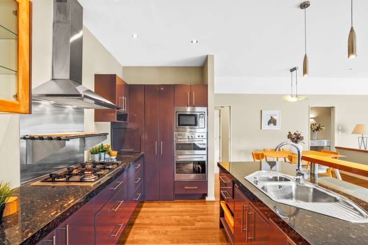 24 Crombie Green Northwood_8