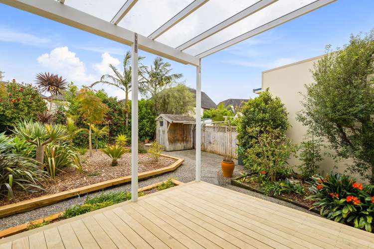 38 Danica Esplanade Te Atatu Peninsula_11