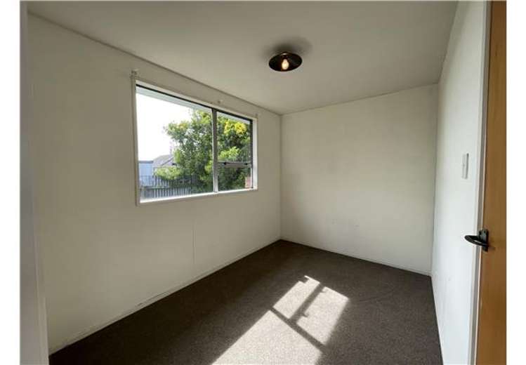 93 Hargood Street Woolston_11