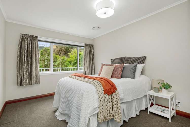 15 Ngatitoa Street Tawa_9