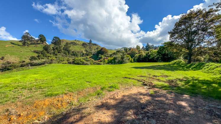 129 Savage Road Waihi_16