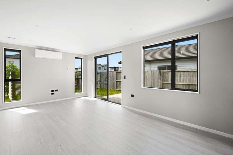 2/47 Waireka Road 2612_4
