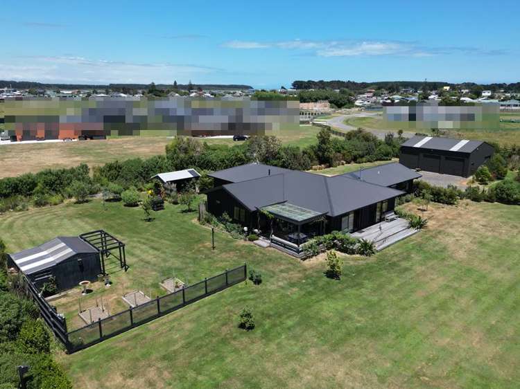 9 Lakeview Drive Foxton Beach Horowhenua Houses for Sale One Roof