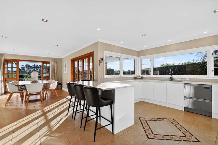 136 Mcrobbie Road Kingseat_6