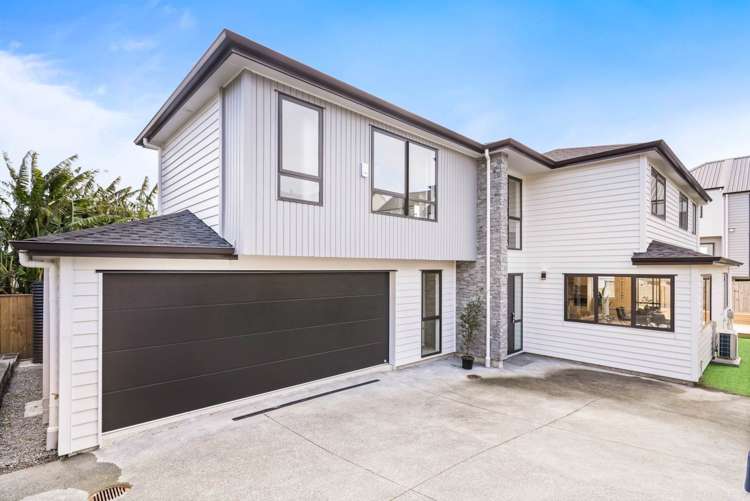 84 Te Atatu Road Te Atatu South_0