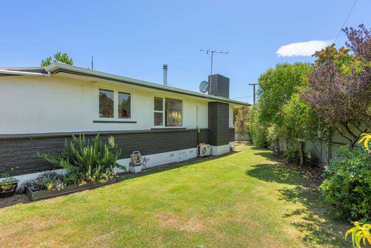 7 Wadsworth Crescent Redwoodtown_15