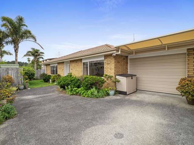 Charming Single-Level Haven in Orewa