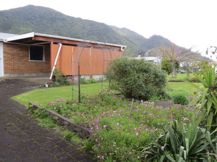 1 Henton Street Te Aroha_5