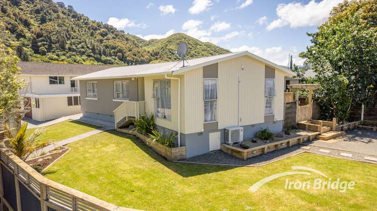 2 Hartford Crescent Totara Park_11