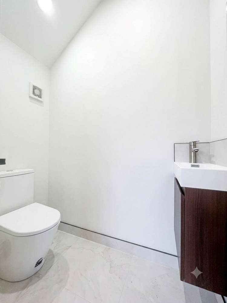 8A Baringa Place Botany_11