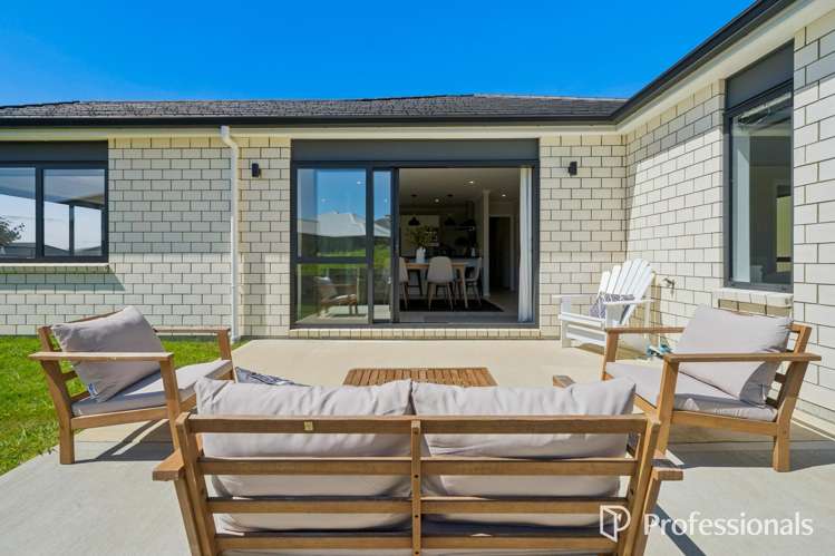 63 Ken Douglas Drive Aotea_14