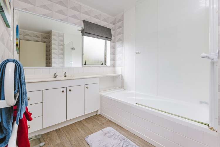 15 Sheriff Place Randwick Park_16