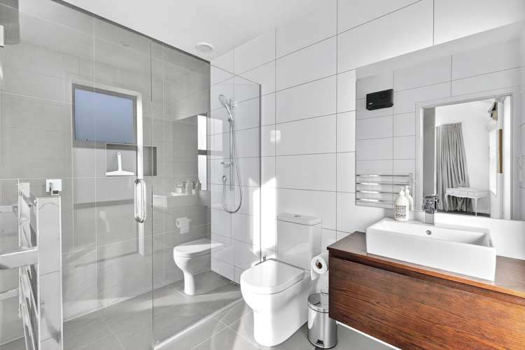 72 Infinity Drive Wanaka_15