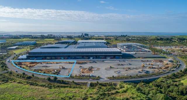 Unit B/25 Landing Drive Mangere_1