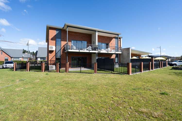2/49 Pengover Avenue Cambridge_0