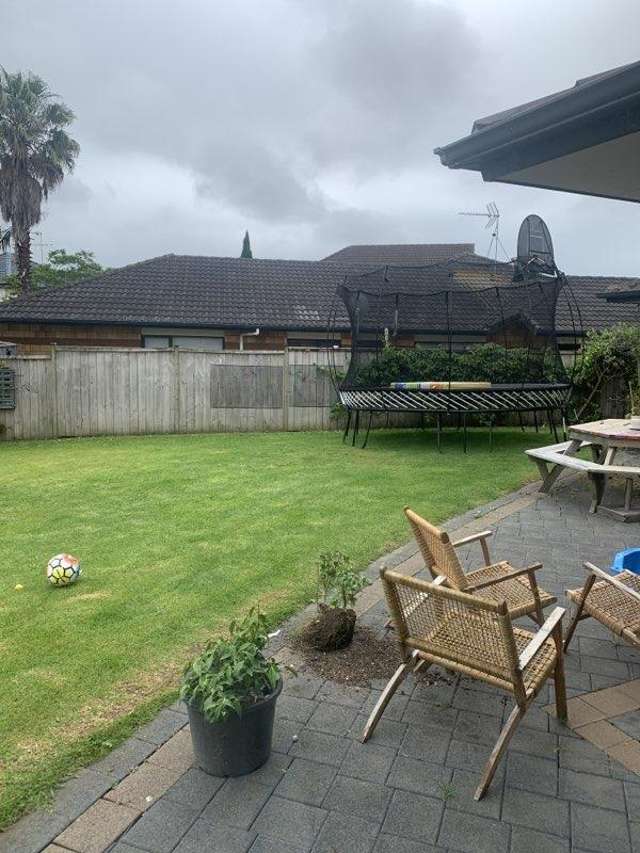 11 Dalcross Drive Flat Bush_2