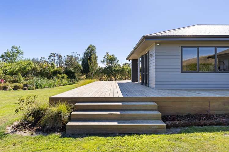 67 Albert Road Tokomaru_30