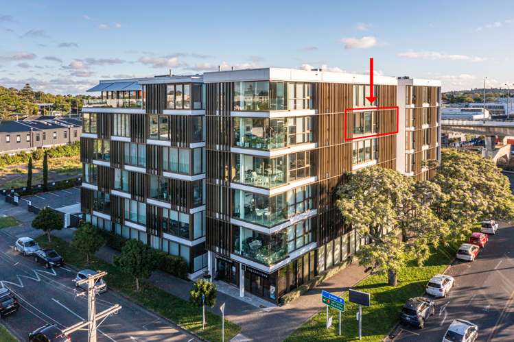 402/10 Saint Marks Road Remuera_17