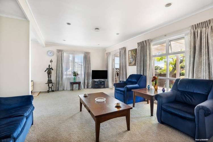 20 Olsen Avenue Hillsborough_4