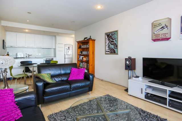 705/18 Beach Road Auckland Central_3