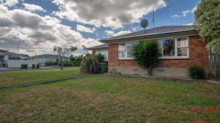 2 Belgrave Place Papakura_9